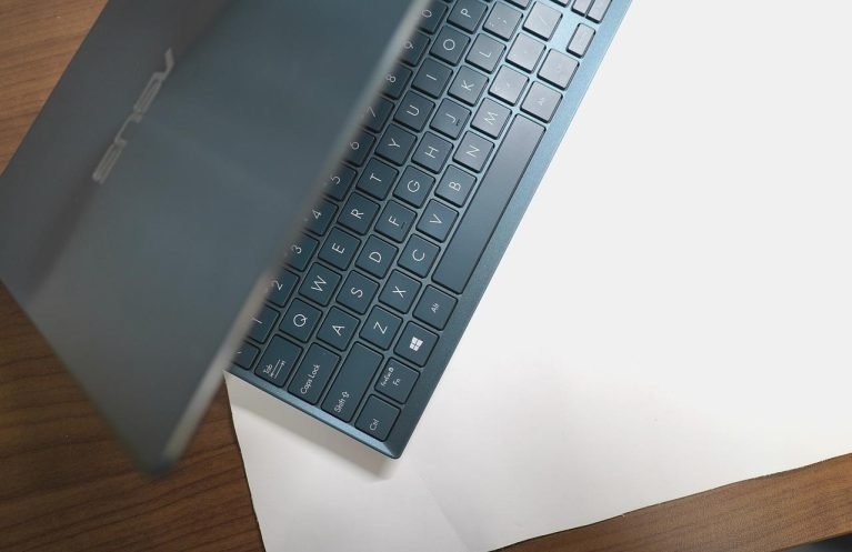 Quanto tempo dura a bateria do notebook Asus